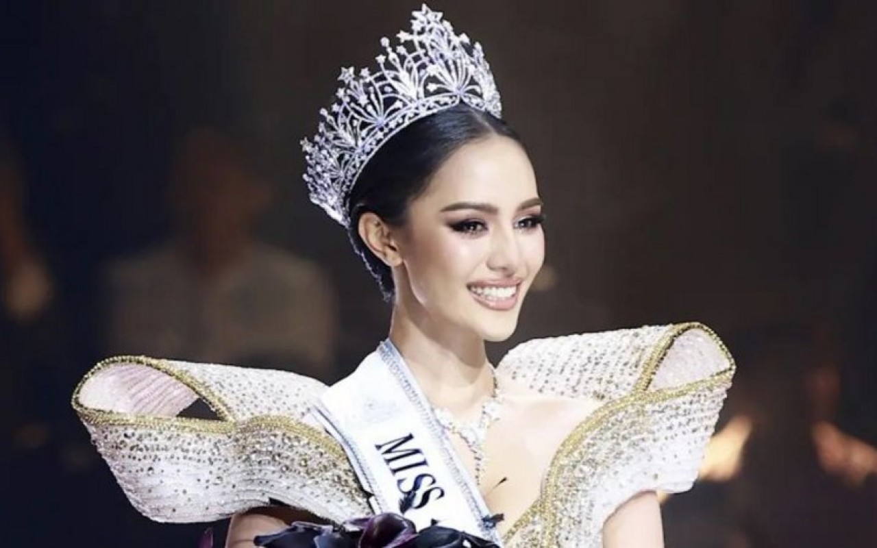 Miss Universe 2025: tikai trīs dienas pēc fināla pretendente paziņoja par atteikšanos no titula