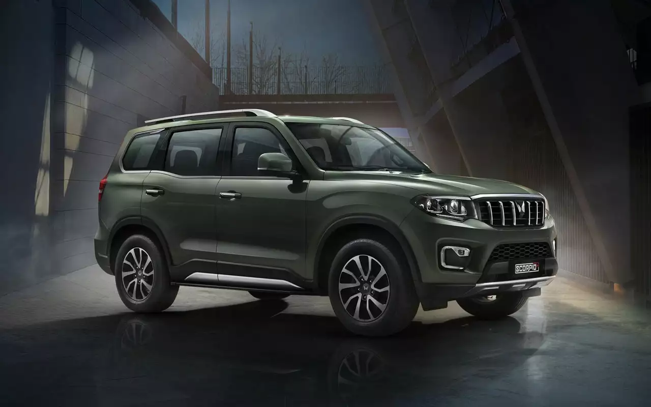 Mahindra premium elektromobilis ir pieejams par cenu, kas ir pieejama arī mazāk turīgiem pircējiem, un tā nobraukums ir 683 km.