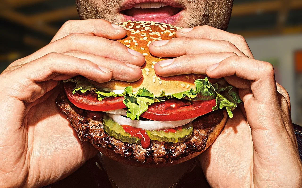 Kāpēc mani nepārsteidz, ka Five Guys Latvijā ir problēmas