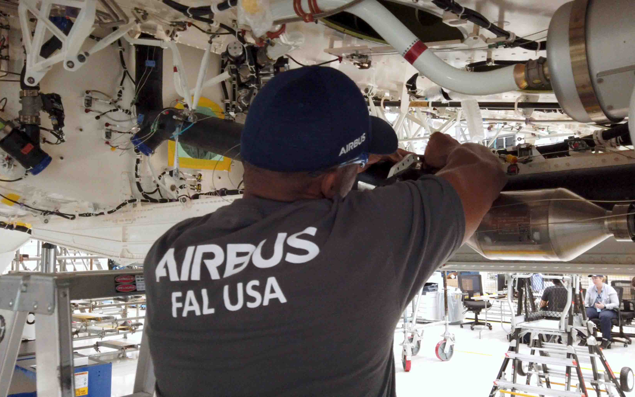 Problēmas ar programmatūru: tūkstošiem Airbus lidmašīnu ir apturētas