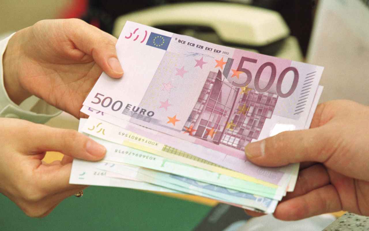 Pašlaik tiek gaidīta jauna izmaksa 300 eiro apmērā, kas nesīs labumu daudziem mājsaimniecībām.