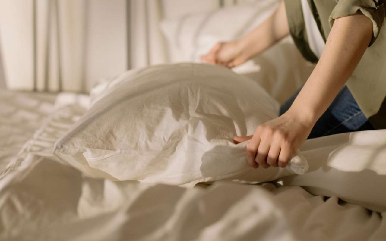 Tie var kļūt par gultas utu perēkli. Nekavējoties atbrīvojieties no tiem guļamistabā.