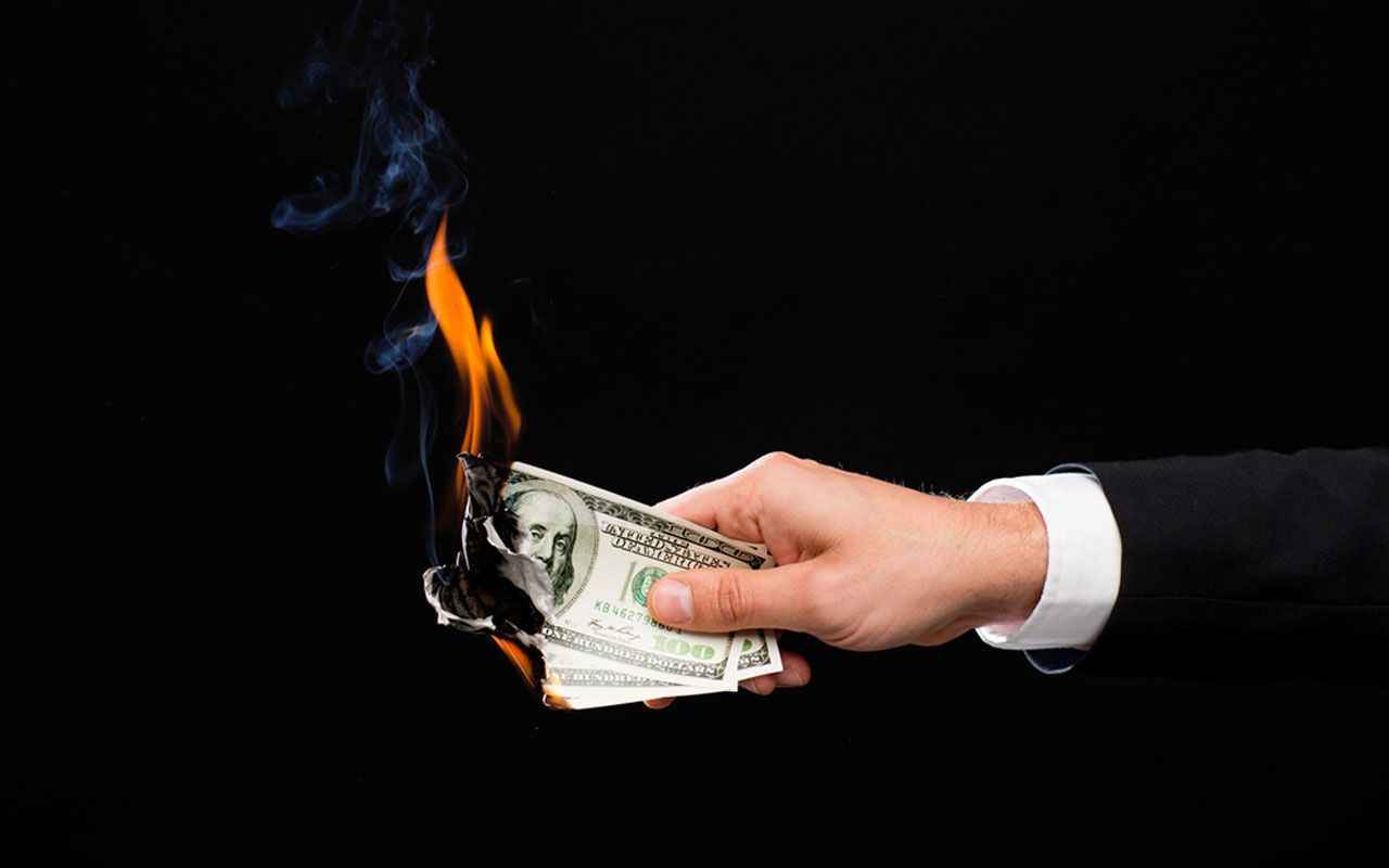 Latvijas banka iznīcināja 389 miljonus banknošu