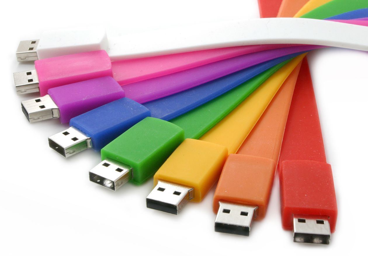 Ko nozīmē oranžā USB porta krāsa?