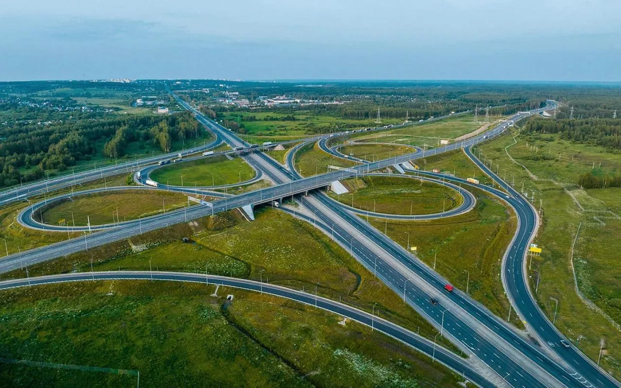 Jauka dāvana no ES: bezmaksas autoceļi līdz 2031. gadam tūkstošiem automašīnu