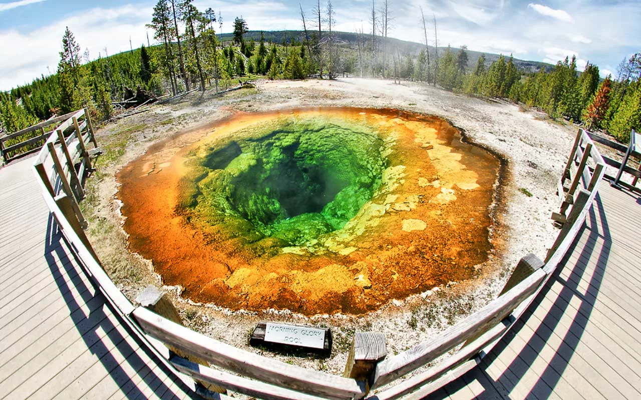 „Prioritāte amerikāņiem”: ārzemju tūristiem būs jāmaksā papildu 100 dolāri par apmeklējumu ASV nacionālajos parkos, piemēram, Grand Canyon vai Yellowstone.