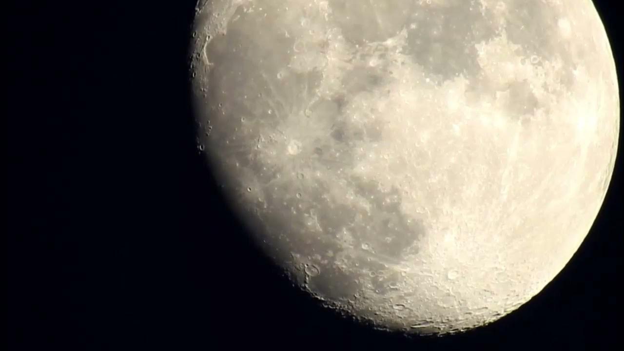 Mēness katru gadu attālinās no Zemes par 3,8 cm: kādas izmaiņas tas radīs Zemei