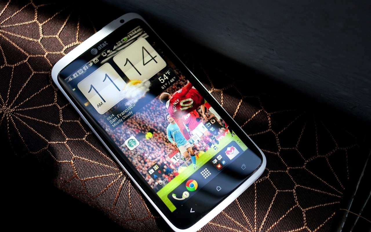 Šis tālrunis ik pēc 5 minūtēm nosūta ekrānuzņēmumus valdībai.