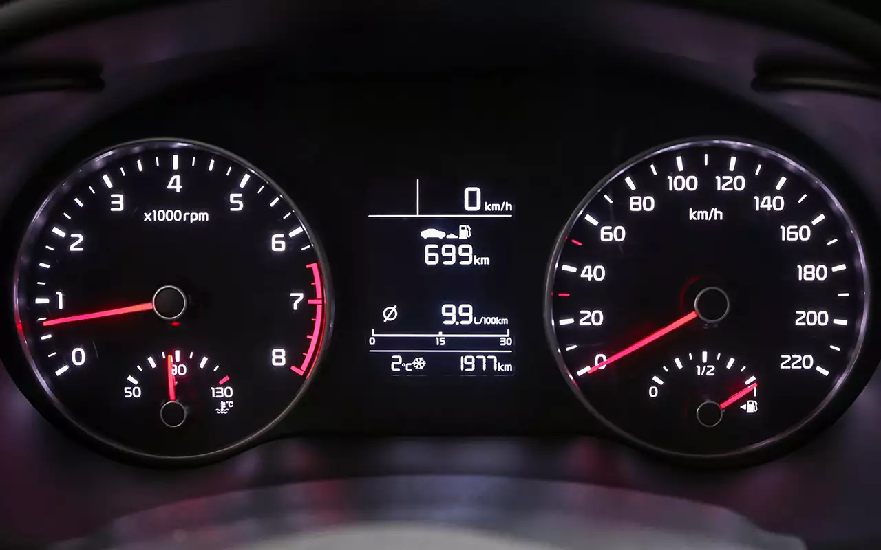 Kādā ātrumā automašīna patērē vismazāk degvielas? Publicēti konkrēti skaitļi.