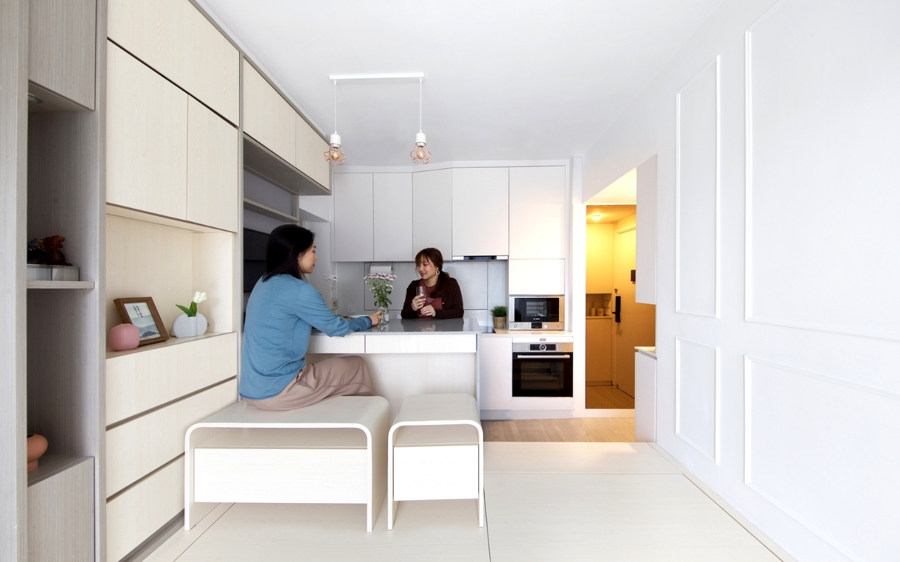 Latvieši atsakās no plašām mājām: kas liek pircējiem meklēt kompakta izmēra dzīvokļus?