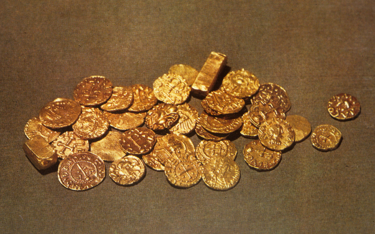Gadsimta atklājums: atrasts milzīgs zelta monētu krājums no vienas valsts