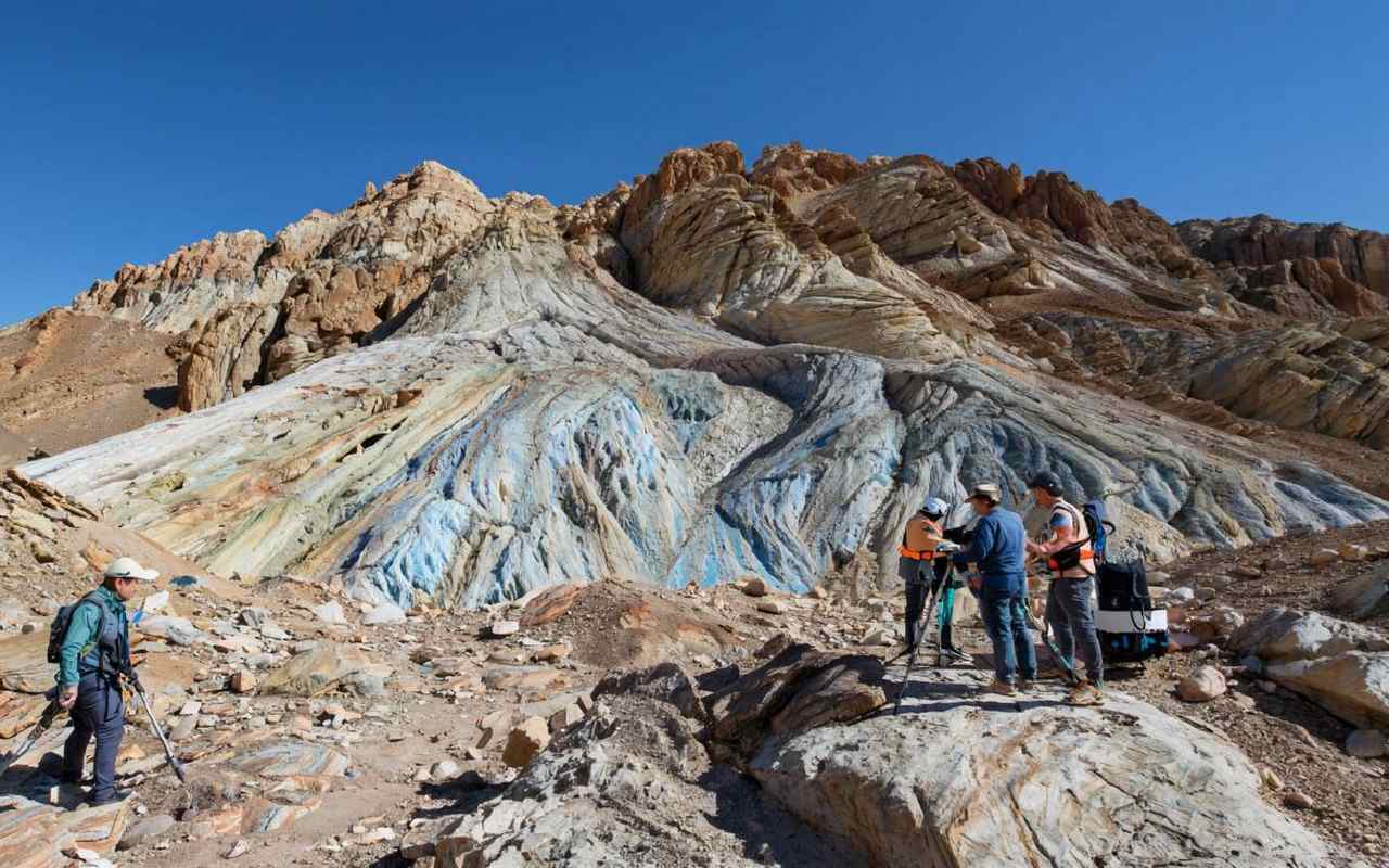 Vēsturisks atklājums: tūkstošiem tonnu zelta, kas atrodas vairāk nekā 1900 metru augstumā.