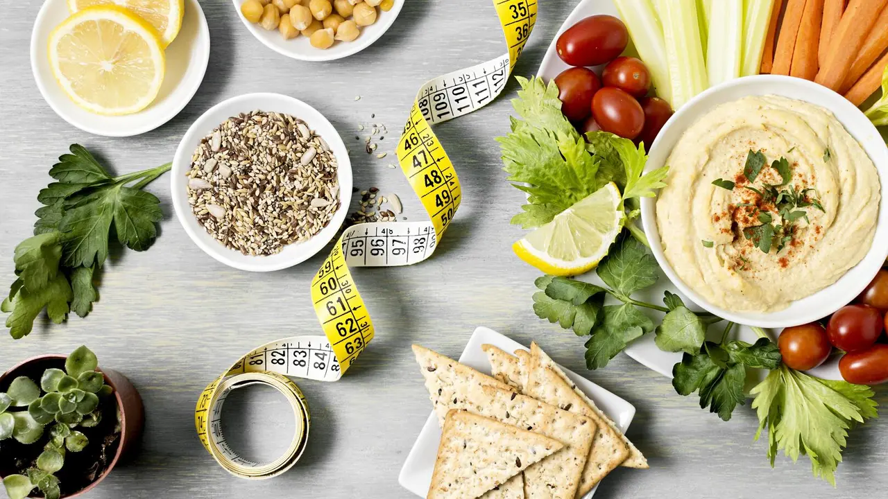 Viņi brīdina, ka uzturs ar augstu tauku saturu maina aknu šūnu struktūru un palielina vēža attīstības risku.