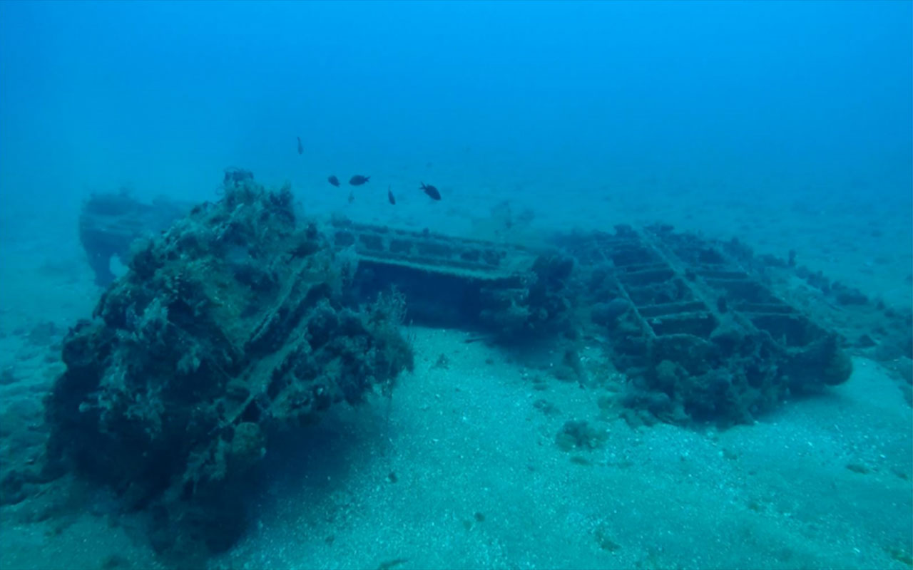 2570 metru dziļumā Francijas armija veica atklājumu, kas pārspēja visus rekordus un uz visiem laikiem mainīs arheoloģiju.