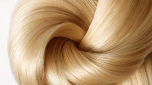 Bija trīs matiņi, bet kļuva par zirga krēpu: 3 noteikumi matu veselībai