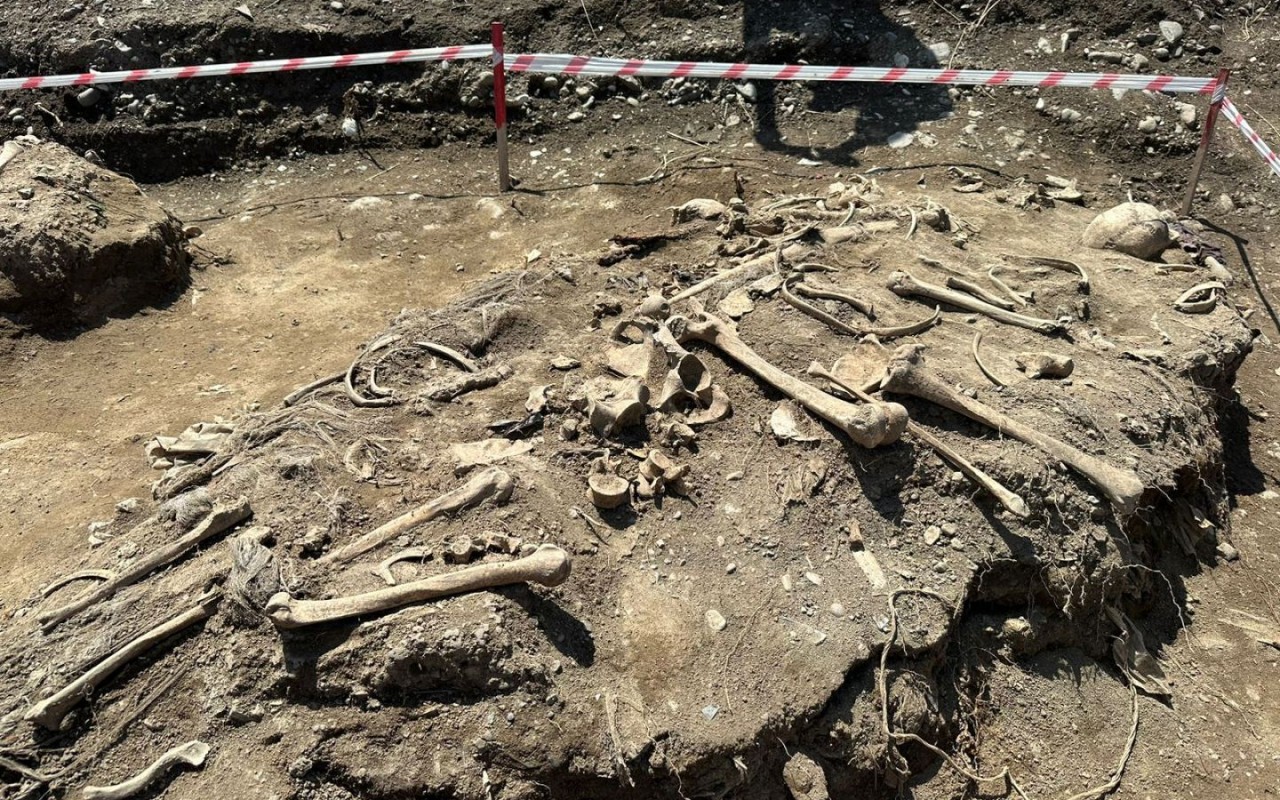 Skeleta paliekas, kas gandrīz pirms 35 gadiem tika atrastas izžuvušā purvā, ir identificētas kā 1976. gadā pazudušā cilvēka paliekas.