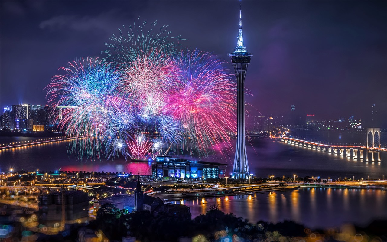 Jaungada uguņošana AAE: Al Wathba izgaismos debesis ar 62 minūšu šovu.