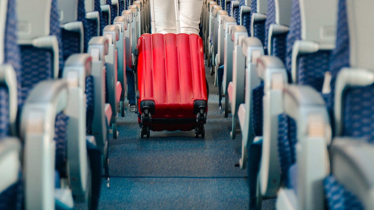 Ko ir aizliegts pārvadāt rokas bagāžā? Stingri aizliegtas preces.