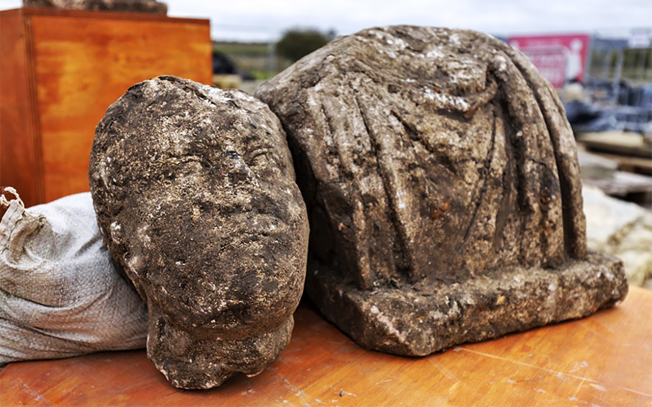 Latvijas parlamenta ēkas pamatos atrasti 6000 gadus veci artefakti