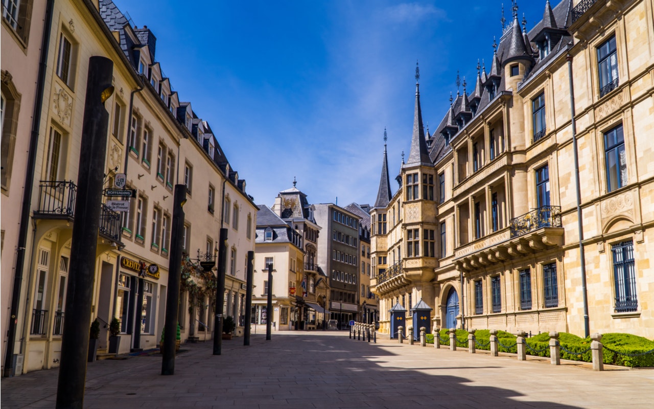 Līdz 2040. gadam pasaules bagātākajā valstī tiks radītas 335 000 darba vietas: „Luksemburga neattīstās”