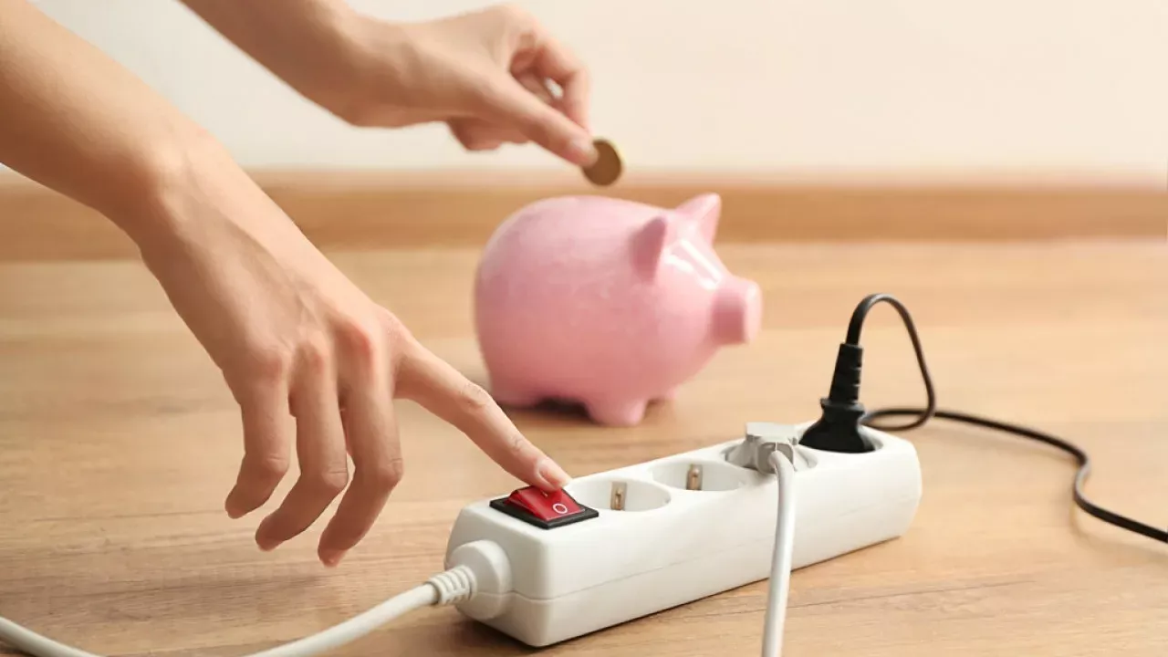 Ikdienas ieradumi, kas palīdz samazināt elektroenerģijas patēriņu mājās