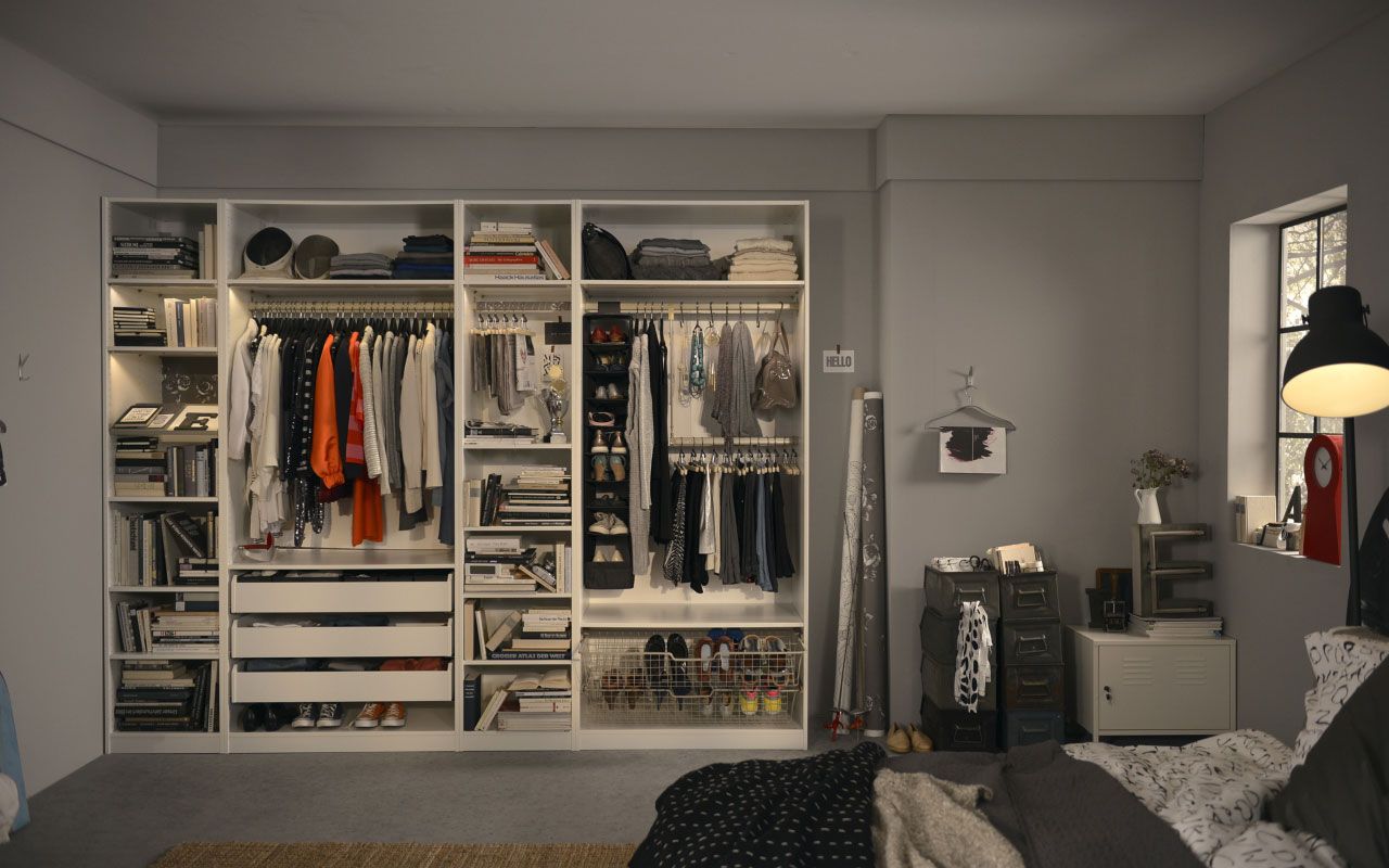 Kā noņemt nepatīkamu smaku no skapjiem, neizmantojot ķimikālijas