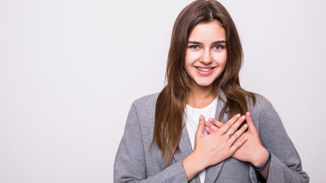 Kas no psiholoģijas viedokļa nozīmē biežu vārda „paldies” lietošanu?