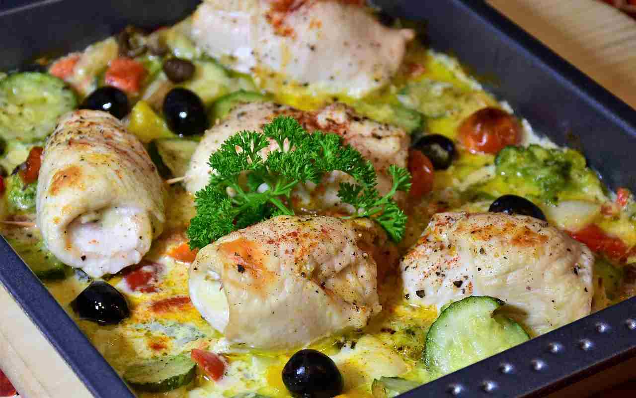 Ātrs un vienkāršs vistas ruleta ar kājiņām recepte