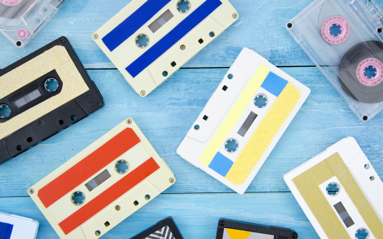 Mūsdienās vecās kasetes ir zelta vērtas. Ja jums tās ir, jūs varat nopirkt ar tām savu sapņu atvaļinājumu.