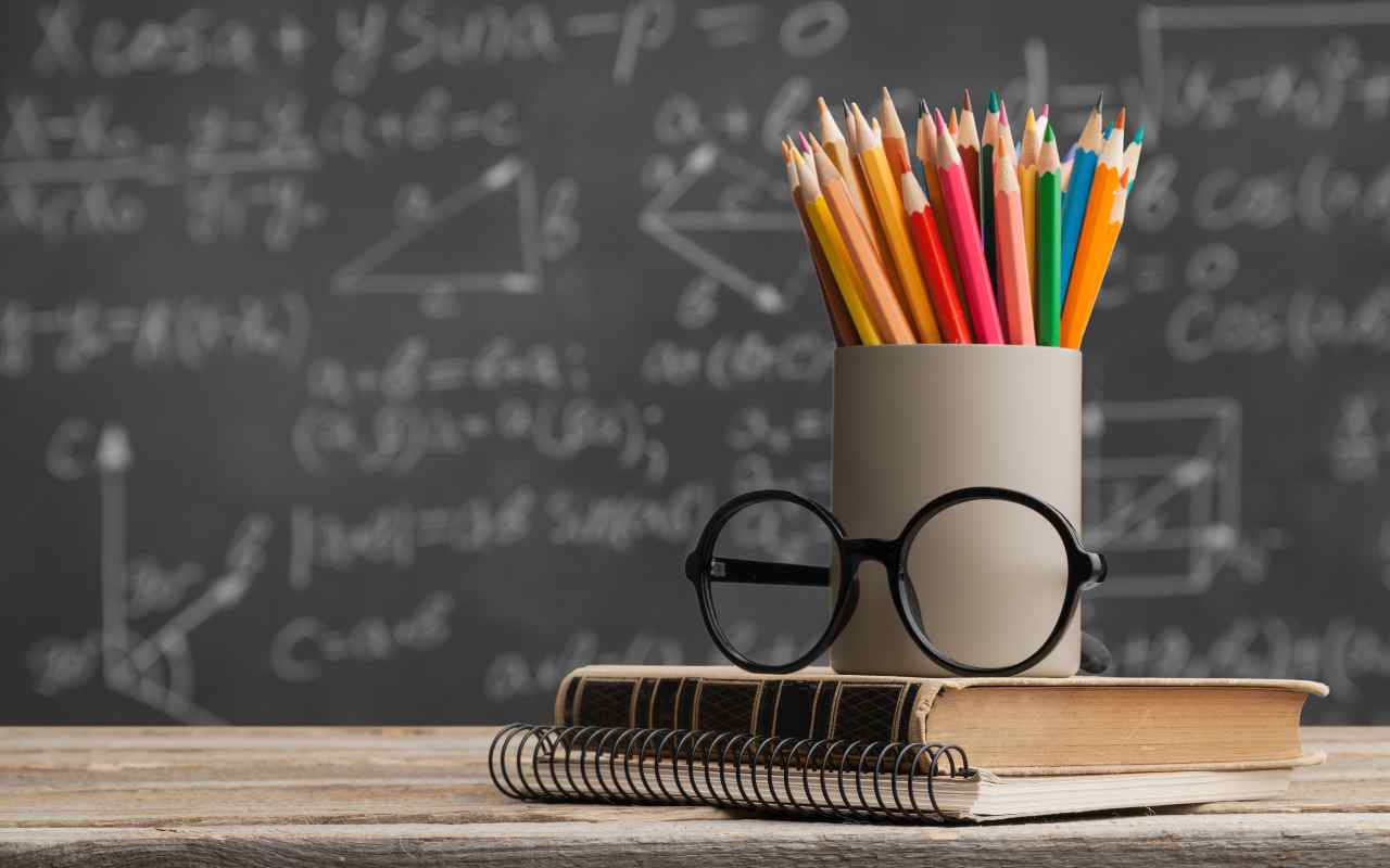 “Tie ir liekuļi, nevis varoņi.” Skolotāja izskaidroja, kāpēc Vācijā skolotāji gandrīz nekad nepaliek ilgāk darbā