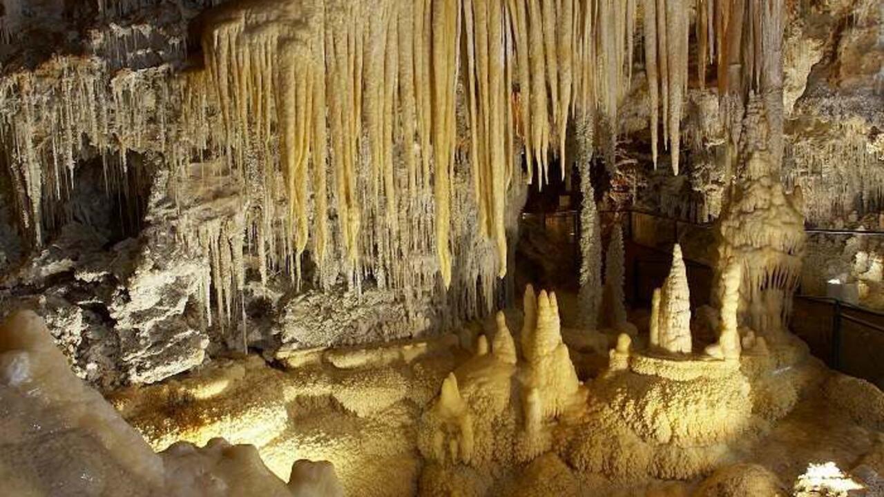 Kā 18 000 gadus vecs stalagmīts maina lauksaimniecības vēsturi: zinātnieki ir pārsteigti