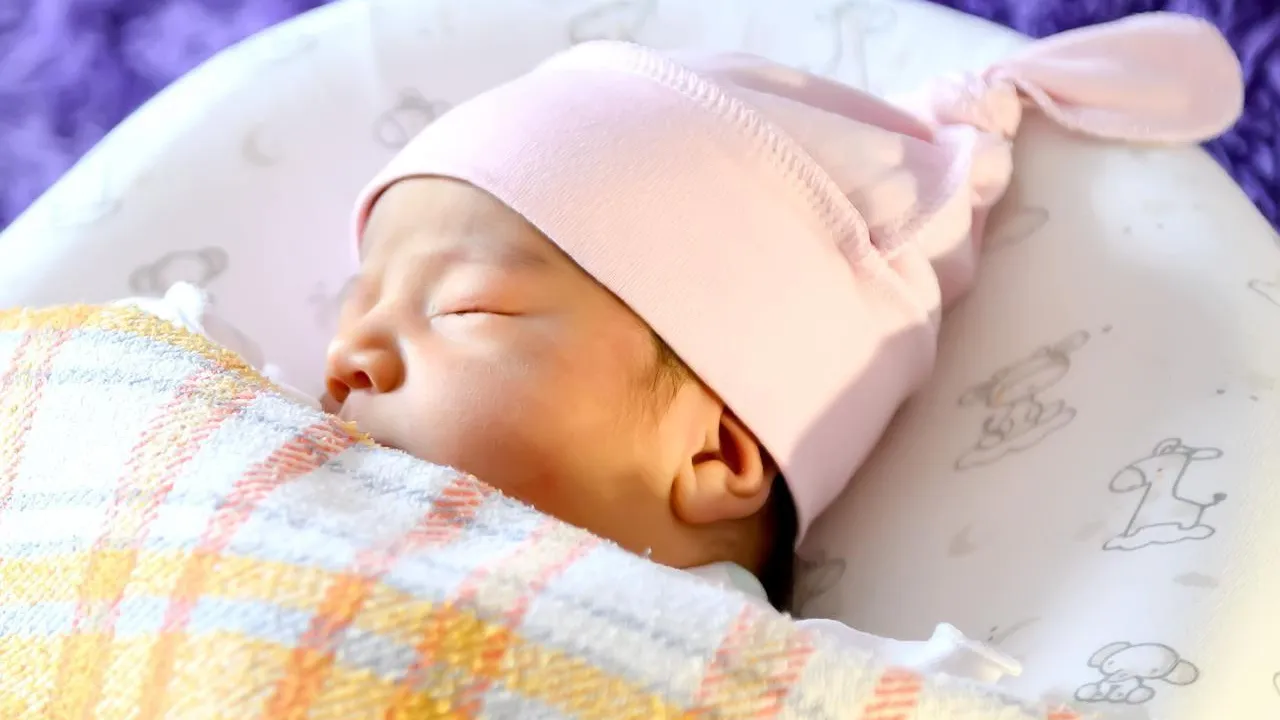 Populārākie vārdi bērniem, kas dzimuši 2026. gada janvārī, saskaņā ar AI datiem.