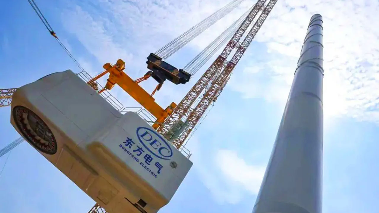 Atjaunojamo energoresursu problēma ir tā, ko darīt ar to pārpalikumu. Ķīna uzskata, ka ir atradusi risinājumu, izmantojot unikālu turbīnu.