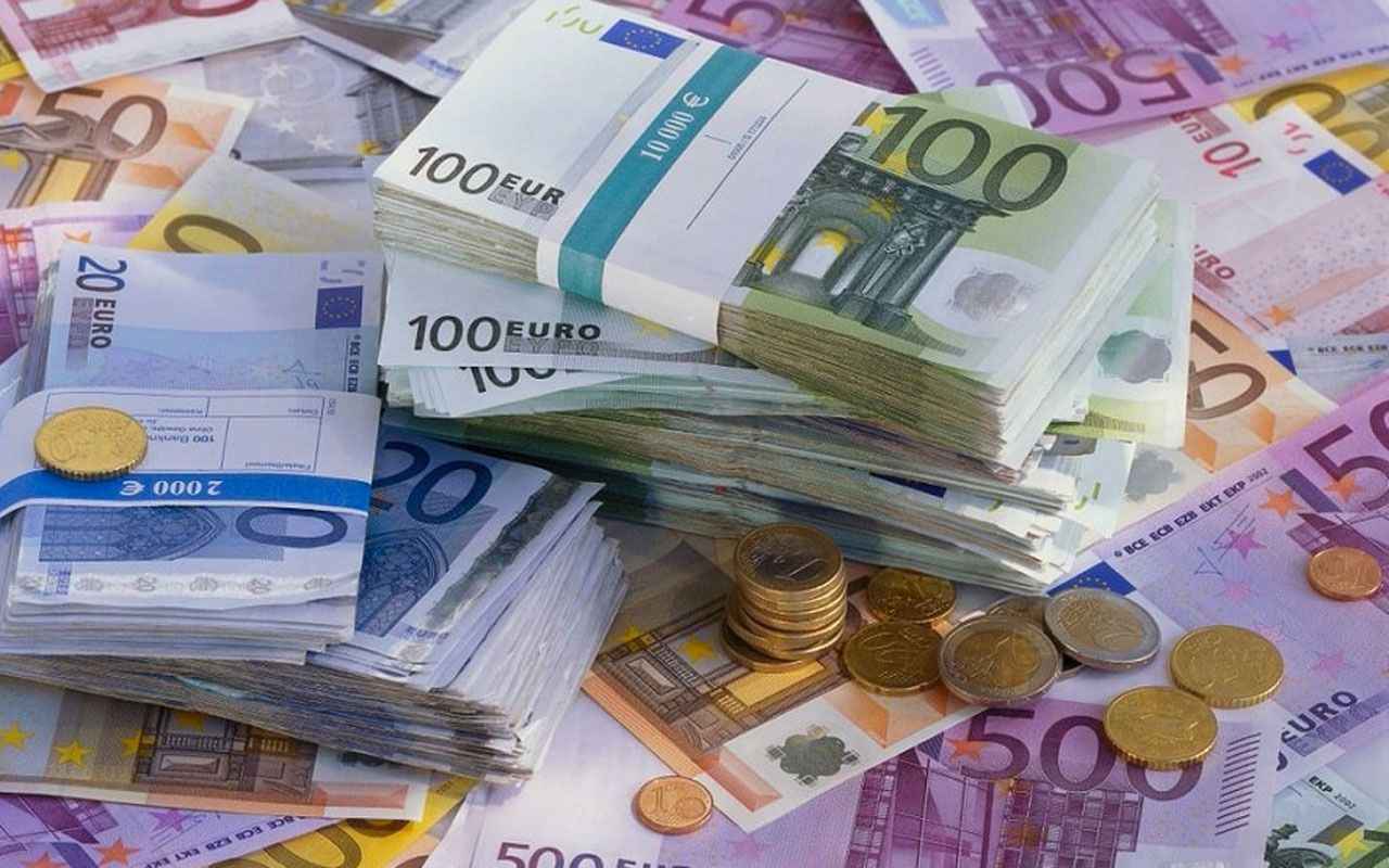 Latvijas bankas direktors: Apmainiet savu skaidrā naudā līdz 20. decembrim