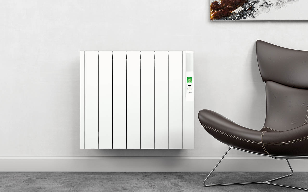 Mark Serdan, gaisa kondicionēšanas eksperts: „Eļļas radiatori ir labākais risinājums telpu un koridoru apsildīšanai, bet tie jānovieto pie durvīm un logiem”.