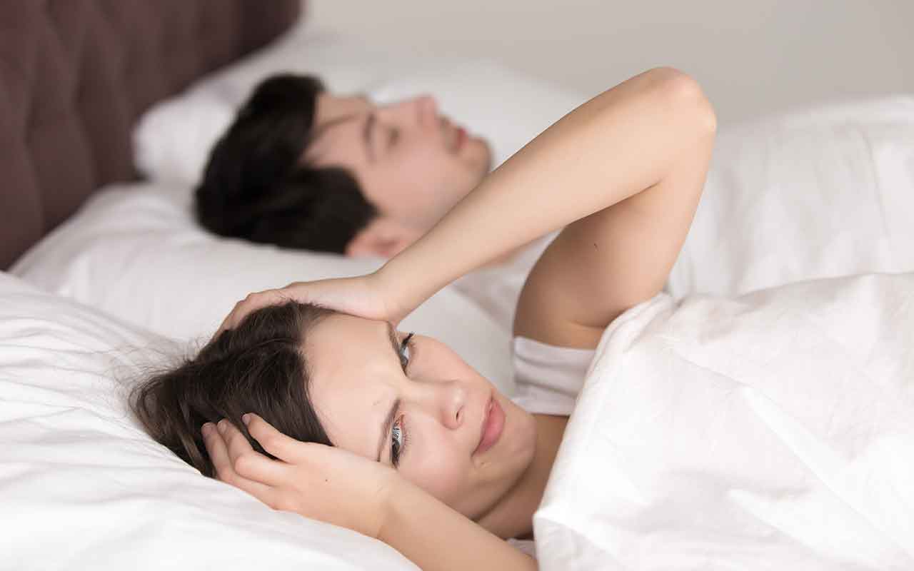 Bezmiegs un apnoja miega laikā ir saistīti ar atmiņas problēmām vecāka gadagājuma sievietēm