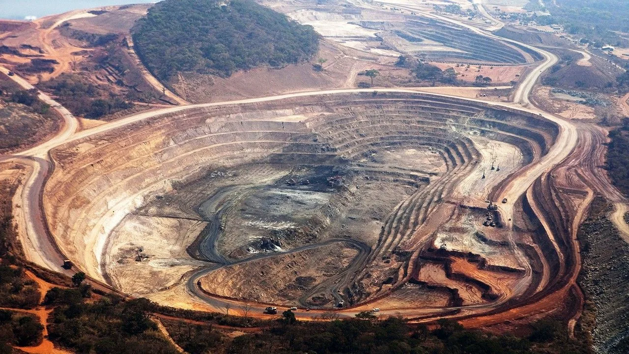 Pateicoties iepirkumiem un vienošanās ar Ķīnas kausēšanas rūpnīcu, vara ieguve sasniedza vēsturisku maksimumu.