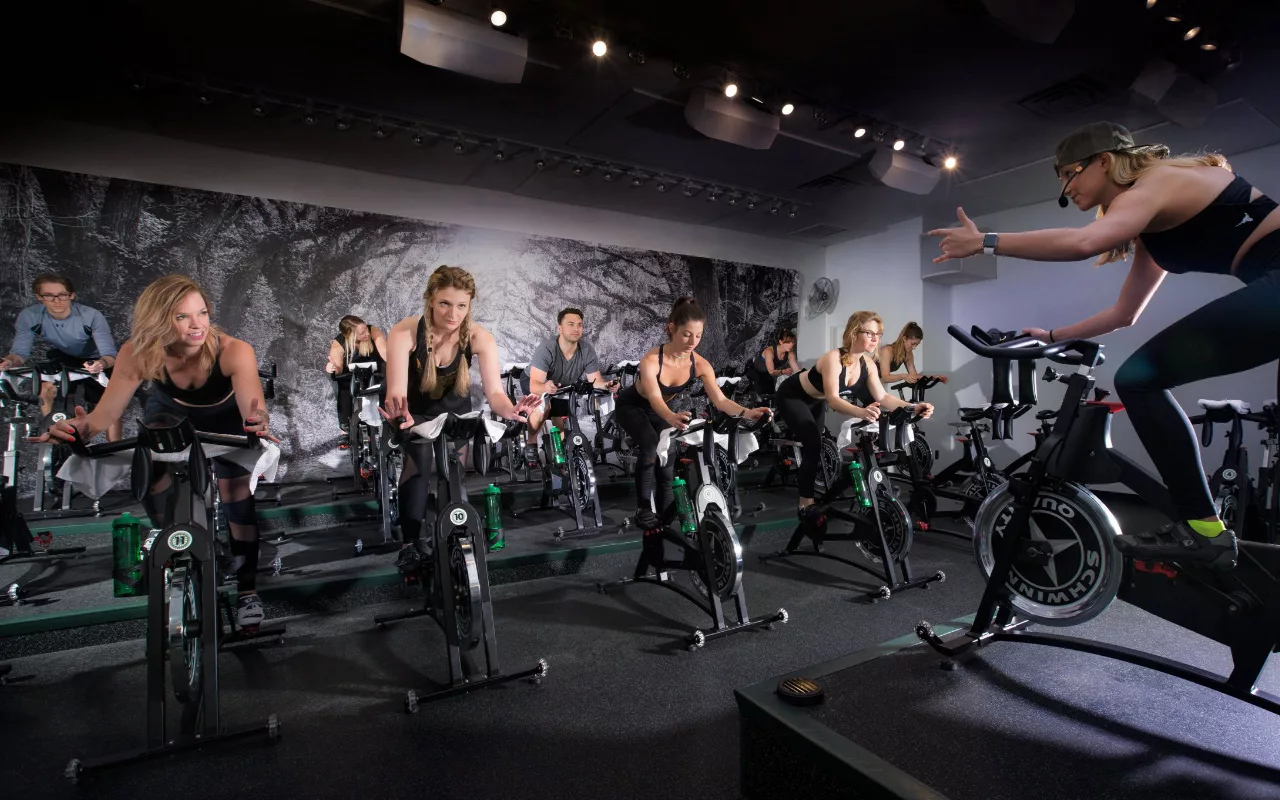 Ne skriešana, ne peldēšana: 20 minūšu vingrinājumi, ko eksperti iesaka sievietēm pēc 50 gadu vecuma, lai rūpētos par smadzenēm