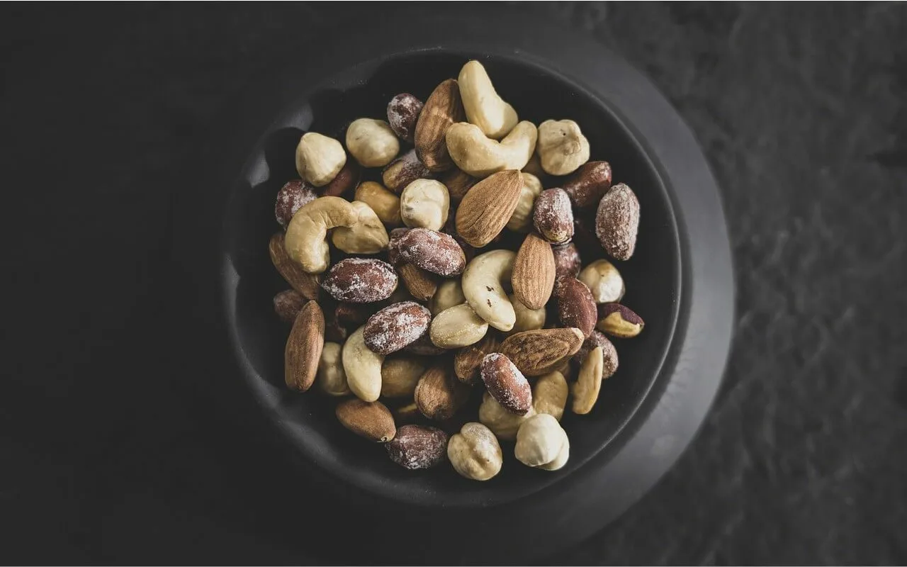 Kāpēc nevajadzētu pārmērīgi lietot riekstus.