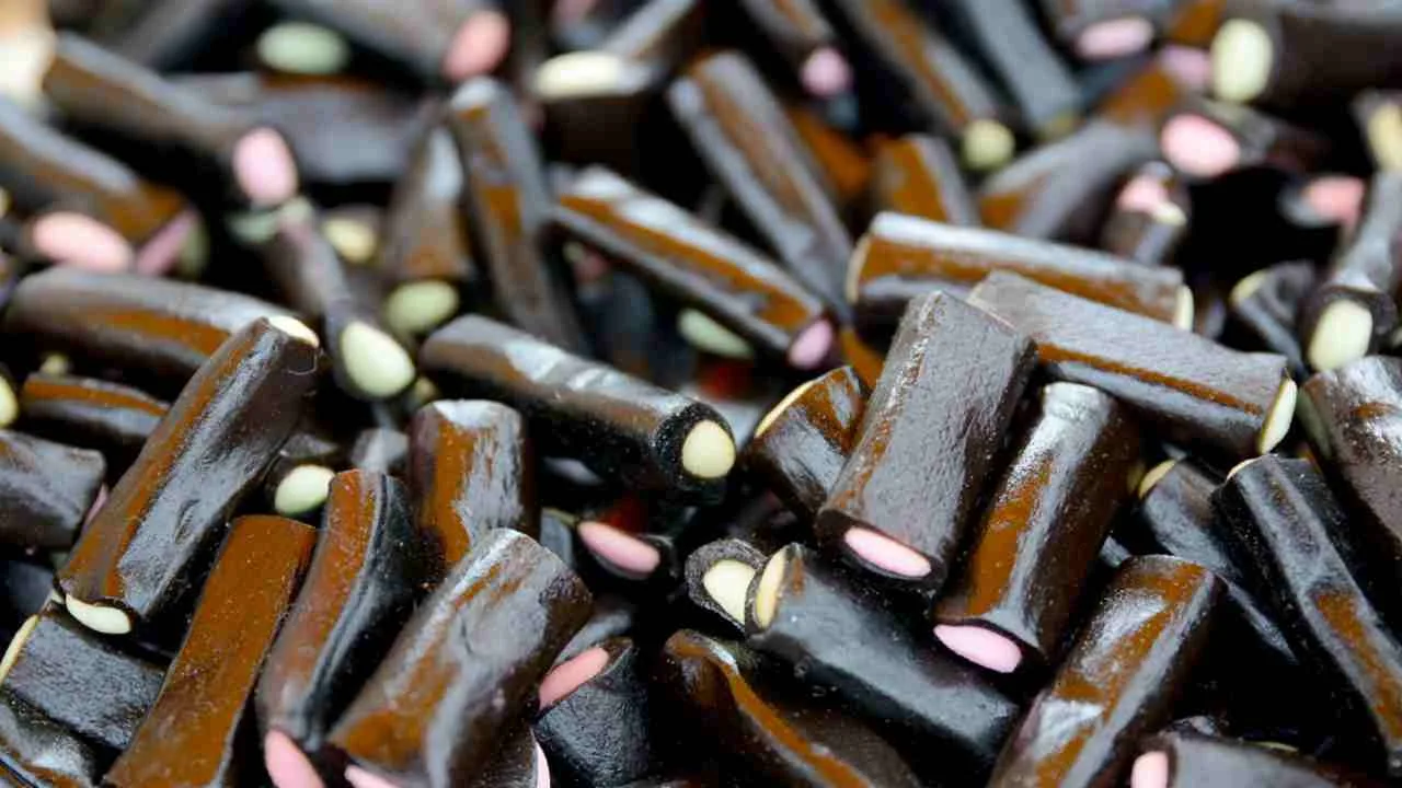 Daudz saldenāks par parasto cukuru. Skandināvijā tas ir ļoti populārs, bet Polijā to joprojām nenovērtē.