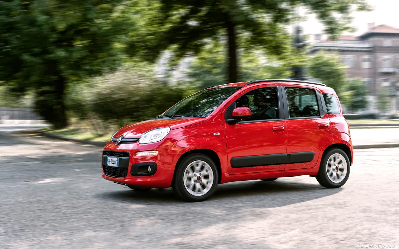 FIAT Grande Panda, tā pati «problēma» kā 80. gados: pēc 45 gadiem Elkannam nākas saskarties ar to pašu problēmu.