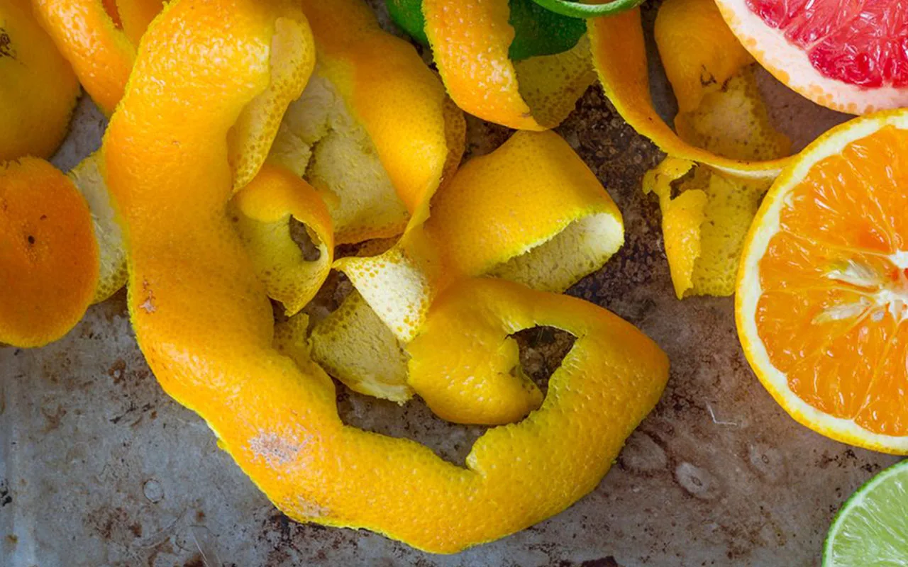 Apelsīnu un citronu miziņu vārīšana mājās: kāpēc tas ir ieteicams un kāda ir tā lietderība