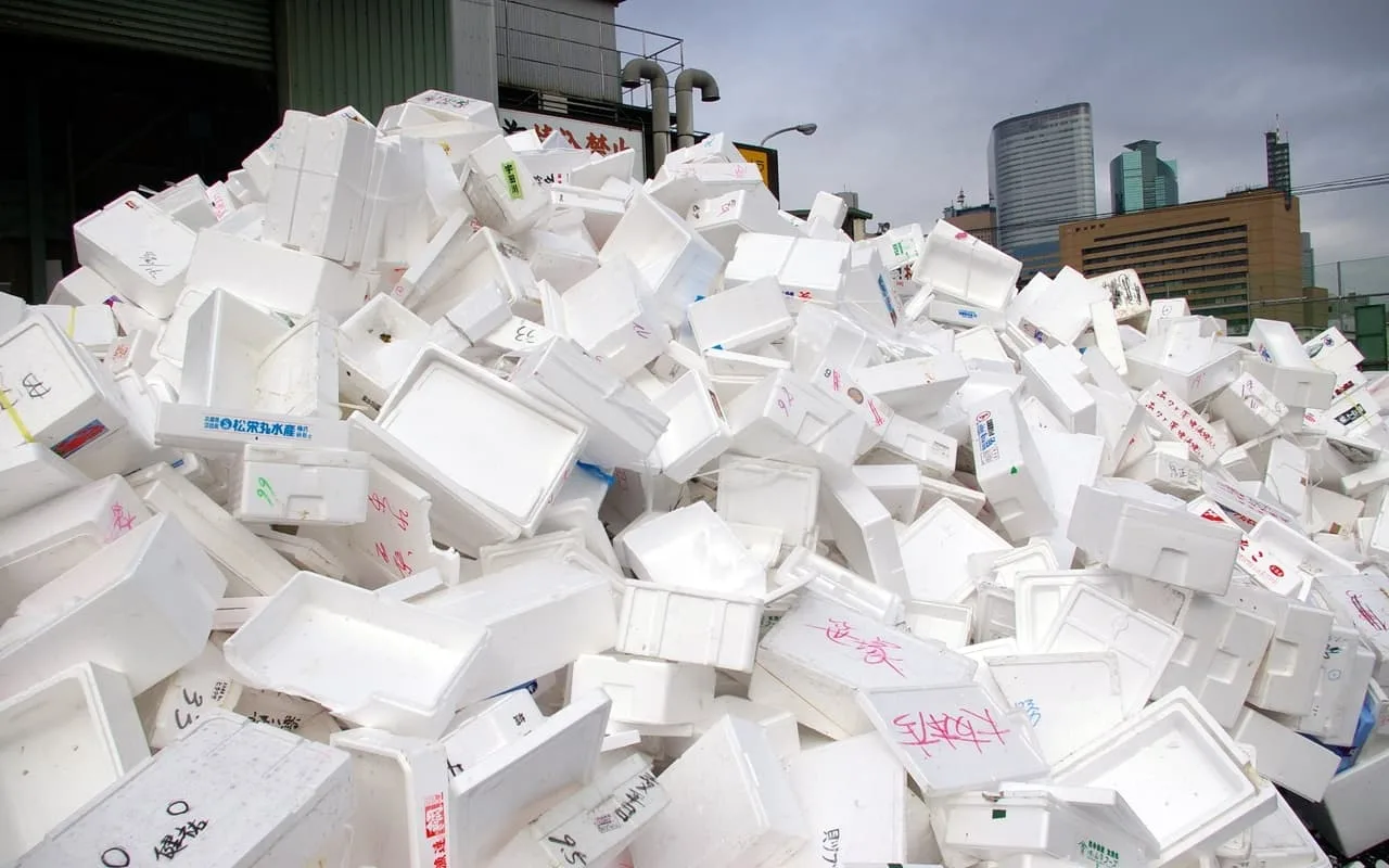 Mums ir problēma ar kartona pārstrādi. Latvijā uzskata, ka risinājums ir izmantot to elektrostacijās.