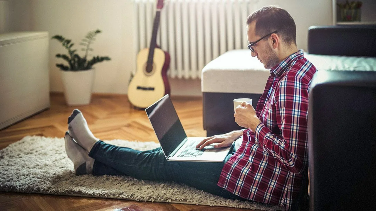 Tūkstošiem kāda ASV štata iedzīvotāju saņēma brīdinājumu palikt mājās saistībā ar izsludināto brīdinājumu par veselības stāvokli.