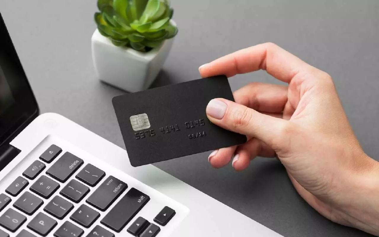 Bankas brīdina: ja šī procedūra netiks pabeigta, no 1. janvāra pārskaitījumi var tikt bloķēti.