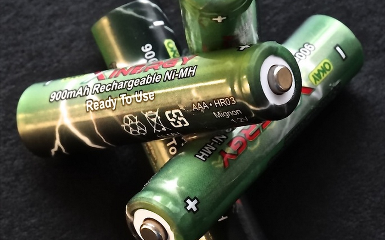 Ja jūsu mājās ir uzkrājušās vecas baterijas, jums ir īsts dārgums: kāpēc un kā tās pārstrādāt, izmantojot šo brīnišķīgo ideju.