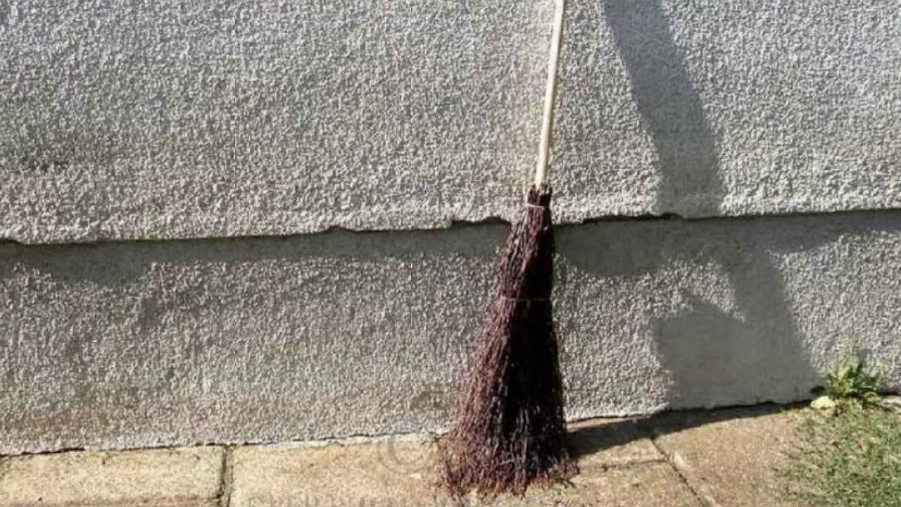 Alumīnija folija uz slotas: kāpēc tā ir nepieciešama un kāpēc to ieteicams lietot.