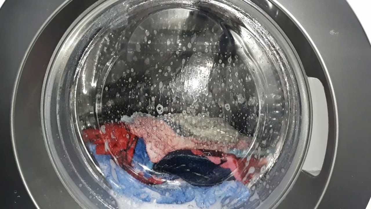 Mazgāšanas līdzekļa un sāls sajaukšana veļas mašīnā: kāpēc tas ir nepieciešams un kāpēc tas ir tik svarīgi.