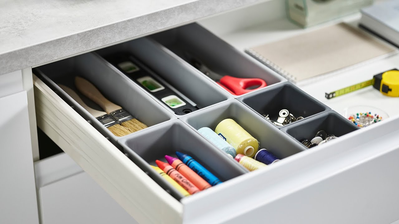 Rindas LIDL veikalā, lai iegādātos šos ideālos organizatorus, kas palīdz uzturēt kārtību uz virtuves galda.