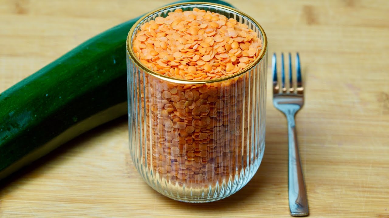 Ielieciet atslēgu glāzē ar lēcām: kāpēc to ieteicams darīt 31. decembrī.